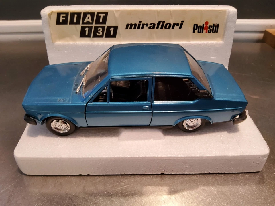 Fiat 131 Mirafiori Polistil Azul S633 Foto 1 de 4