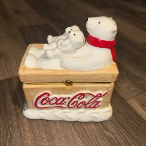 COCA-COLA-POLAR BEAR ICE CHEST HINGED LID-CERAMIC TRINKET BOX BY HOUSTON HARVEST - Picture 1 of 6