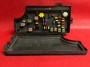 06-09 CHRYSLER PT CRUISER TIPM FUSEBOX FUSE BOX CONTROL MODULE BCM P56049714AJ - Picture 1 of 9