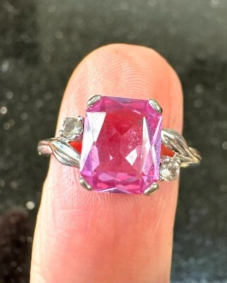 Anillo vintage de zafiro de oro blanco de 10 quilates talla 5,5  Foto 1 de 4