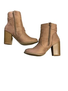 JustFab Daphnee Stiefelette taupe Schnalle Stapel Blockabsatz Größe 8 - Bild 1 von 5