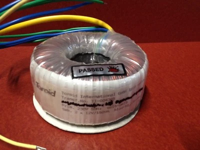 NEU!!! 1VPE 15 Stück Sek. 2x12V / 1x24V 150VA Prim. 230V Toroid Ringkerntrafo - Bild 1 von 2