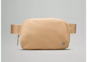 Bolso de cinturón LULULEMON Everywhere BRILLO DE VERANO - 1 lit - Nuevo con etiquetas - Imagen 1 de 6