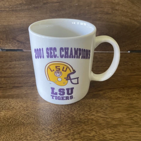 VINTAGE & RARE LSU TIGERS 2001 SEC CHAMPIONS W/SCHEDULE COFFEE CUP OLD TIGERS Cover