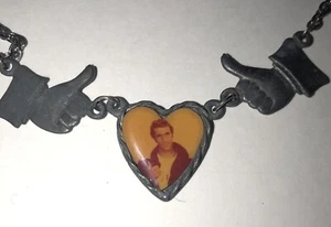 Vintage Happy Days The Fonz Thumbs Up FONZIE Necklace/Bracelet PHOTO CHARM - Picture 1 of 6