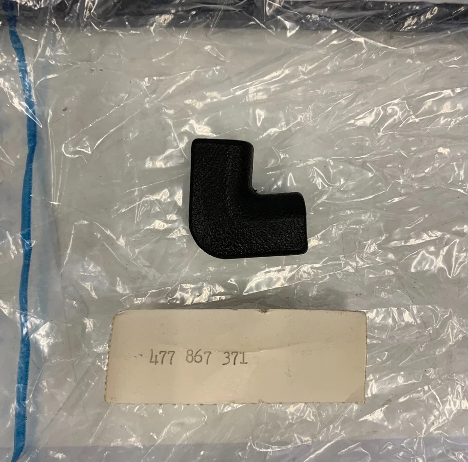 NOS Genuine Porsche 924 '76-'83 944 '82-'83 Corner End Piece Trim 477867371 - Image 1 of 1