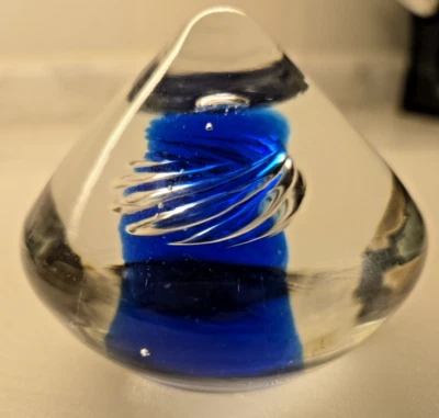Vtg BLENKO Air Twist Glass Paperweight Cobalt blue Swirl Embedded Center Bubble - Image 1 of 4