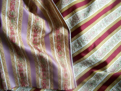 ANCIEN  COUPON DE TISSU RAYURES BRODEES  et UNIES  - TIS 215 - Photo 1/3