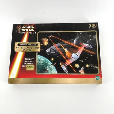 Star Wars Episode I Battle of Naboo Glow-in-the-Dark 200 Piece Puzzle Hasbro - Image 1 of 4
