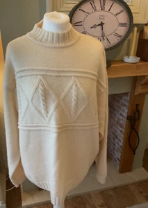 New, Casual Club 100% Pure Wool Thick Chunky Cream Sweater, size L - Picture 1 of 6