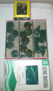 N TRAIN MISCELANEOUS PARTS- See Photos  SEASONAL CHRISTMAS TREES, SCHRUBS & MORE - Picture 1 of 4