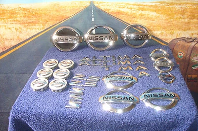 Tapas centrales con letras de maletero de parrilla cromadas emblemas Nissan para Altima 2002-06 M8 Foto 1 de 4