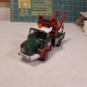 Corgi 1/50 Scale French Berliet Holmes Wrecker Bourget Montreuil - Picture 1 of 4