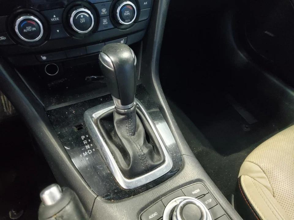 Palanca de cambios de transmisión Mazda 6 2015 509747 Foto 1 de 1