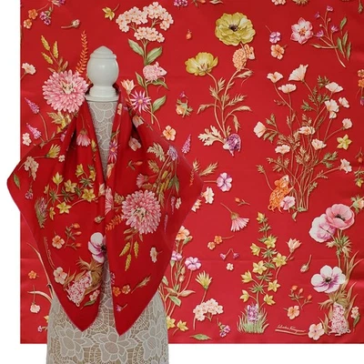BUFANDA SALVATORE FERRAGAMO FIRMA FLOR RATÓN IMPRESIÓN MULTICOLOR SEDA 35" $470 Foto 1 de 4