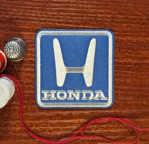 Honda Patch Motorsports Cars Motorcycles Japanese Embroidered Iron On 2.5x2.5" - Picture 1 of 3