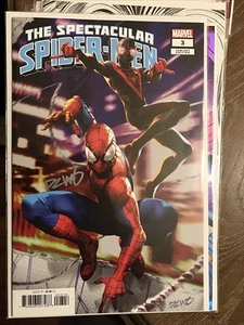 The Spectacular Spider-Man #3 1:25 Derrick Chew Variant Marvel Signed with COA - Picture 1 of 6
