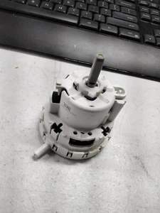 whirlpool washer water level switch Part # 3366845 - Picture 1 of 2