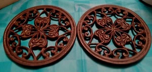 Trivets Set 2 Solid 7" Round Cloverleaf Black Heavy Steel 1 1/4" Pounds Each - Picture 1 of 5