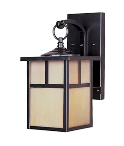 Coldwater 1-Light Outdoor Wall Lantern NEW 4053HOBU - Picture 1 of 8