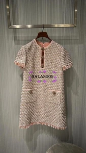 2025 Herbst und Winter Neu Web Tweed Kurzarm Fransen Kleid Kontrast Spitze - Bild 1 von 9