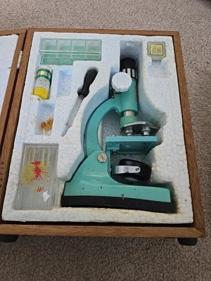 Vintage Tasco Deluxe Student Microscope in Wood Case - As Is - Image 1 of 4