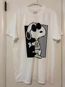 Peanuts Hybrid Apparel Mens S/S Snoopy Joe Cool Cotton Tee Shirt Top L White NWT - Picture 1 of 10