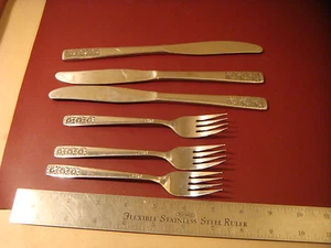 Wm Rogers SUNCREST Spring Charm stainless 3 dinner knife 3 salad fork - Picture 1 of 4