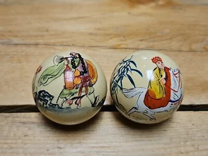 Set Of 2 Baoding balls Hand Painted, Figures, Scenery - Picture 1 of 5