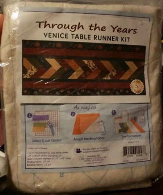 June Tailor THROUGH THE YEARS VENICE TABLE RUNNER Preimpreso Bateo y Tela Foto 1 de 3