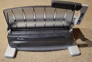 Swingline LightTouch Heavy Duty 3 Hole Punch 2-7 Hole Capacity 40 Sheets, 74357 - Picture 1 of 7