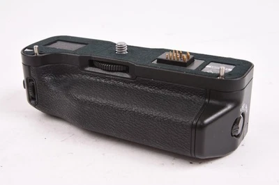 Fujifilm VG-XT1 Vertical Battery Grip for Fujifilm X-T1 Cameras #T-03672 - Image 1 of 4