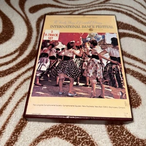 THE FAMILY LIBRARY OF BEAUTIFUL LISTENING 2 Pk Of 8 Track - Picture 1 of 6