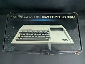 Computadora doméstica Texas Instruments TI-99/4A vintage en caja original - Imagen 1 de 7