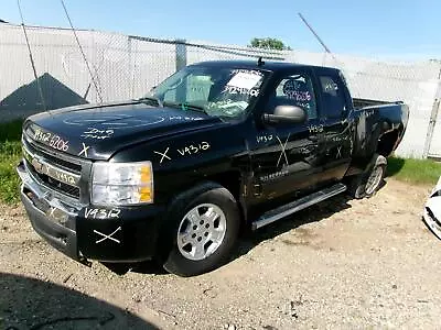 Used Windshield Wiper Motor fits: 2010 Chevrolet Silverado 1500 pickup  Grade A - Image 1 of 4