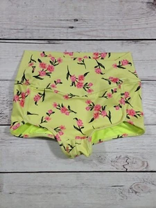 Victoria Secret Pink Ultimate Gym to Swim Shortie Shorts Womens Small Floral P4 - Picture 1 of 5
