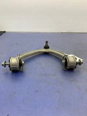 Jaguar F-Pace 2017-2020 OEM 2,0 L AWD LH brazo de control superior delantero izquierdo HK833091 Foto 1 de 4