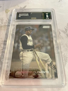 ROBERTO CLEMENTE PIRATES  2018 STADIUM CLUB # 181 GRADED 9 L@@@K - Picture 1 of 2