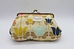 Bolso sin asas de maquillaje de viaje Primrose Hill London Kiss Lock, 1 pieza - Imagen 1 de 18