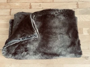 Kuscheldecke Fake Fur Teddy Decke - Bild 1 von 6