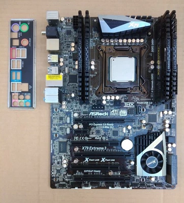 ASRock scheda madre X79 EXTREME 3 CORSAIR 32Gb DDR3 intel Core i7-3930K Lga 2011 - Immagine 1 di 4