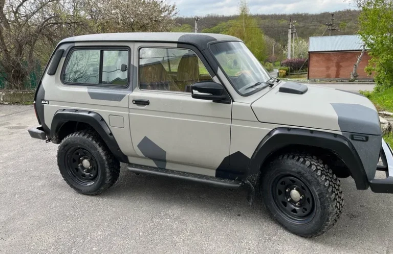 Rear sliding windows Lada 2121 4x4 Niva, 21213, Niva Legend (L/R) - Image 1 of 3