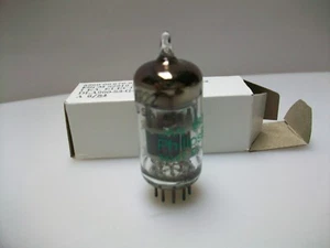 NOS PHILIPS  JAN 6922 ECC 88 TUBE - Picture 1 of 4