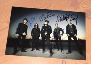 SCORPIONS 5 autógrafos originales (¡incl. JAMES KOTTAK!) ¡FOTO GRANDE! Hard Rock/metal - Imagen 1 de 1