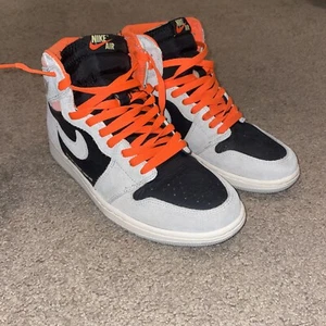 Air Jordan Retro 1 High OG neutral grau/hyper purpurrot 555088 018 Größe 9,5 - Bild 1 von 8