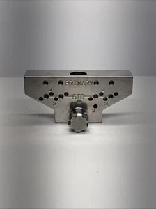 Stryker Howmedica Monogram Distal Femoral Orthopedic Knee Instrum 6633-8-020 - Picture 1 of 4