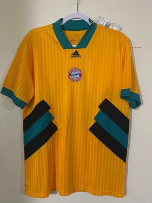 Auténtica camiseta retro Adidas FC Bayern Munchen para hombre pequeña nueva con etiquetas Foto 1 de 4