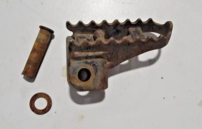 Pie izquierdo reposapiés reposapiés Honda XR600 XR600R XR250 XR350 XR200 XL250 1985-1987 Foto 1 de 4