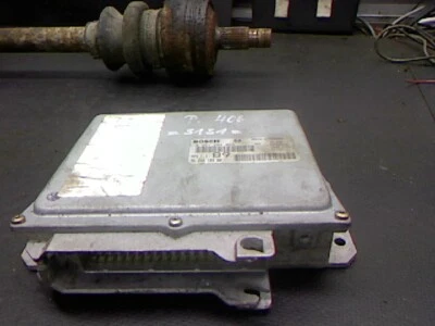 Centralina Iniezione 0 261 204 063 Peugeot 406 8P8C/84HX/ 81 KW 110 CV - Immagine 1 di 2