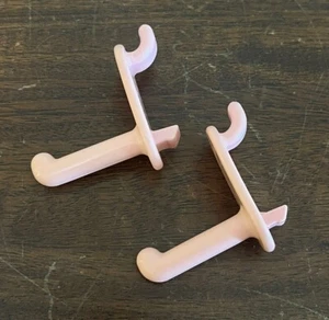 Vintage Little Tikes Beauty Salon Pink Replacement Hook Part Lot 2 - Picture 1 of 3
